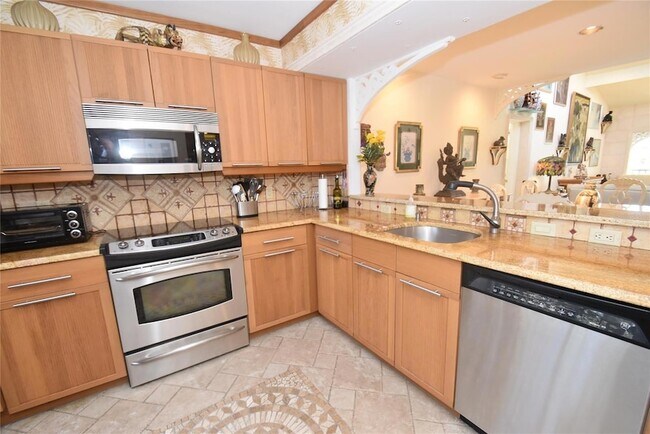 Building Photo - 1633 Boathouse Cir