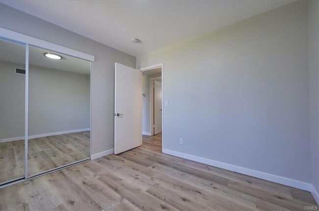Building Photo - 786 Glenshaw Dr