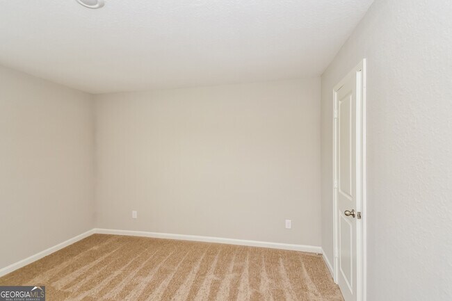 Building Photo - 301 Augusta Woods Dr