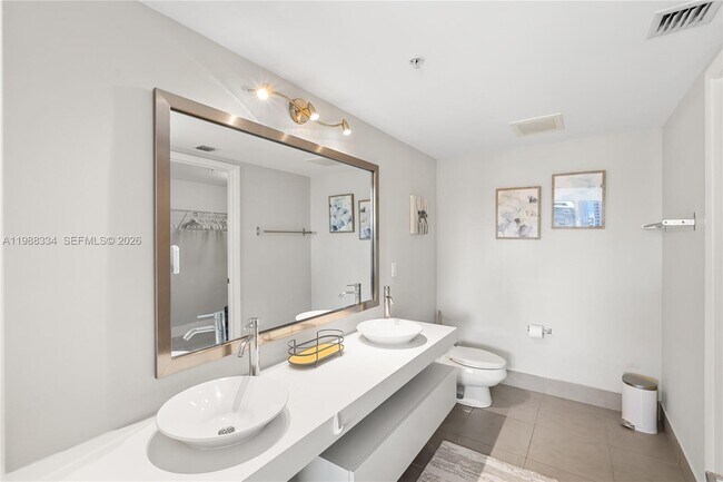 Building Photo - 92 SW 3rd St