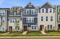 Building Photo - 768 Park Ridge Dr