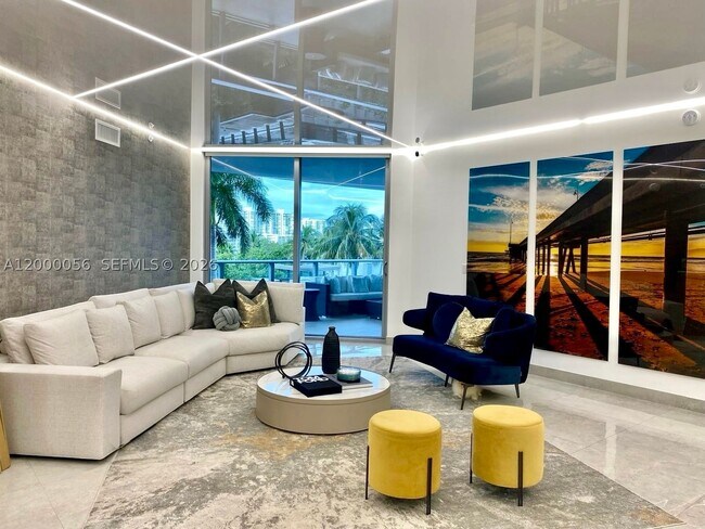 Building Photo - 17301 Biscayne Blvd