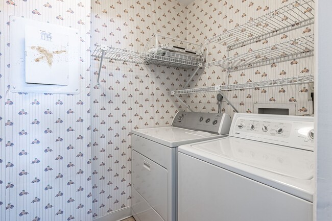 Building Photo - One Block to Metro | Assigned Parking