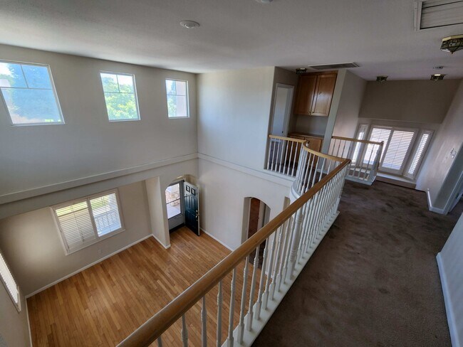 Building Photo - 267 W Springer Dr