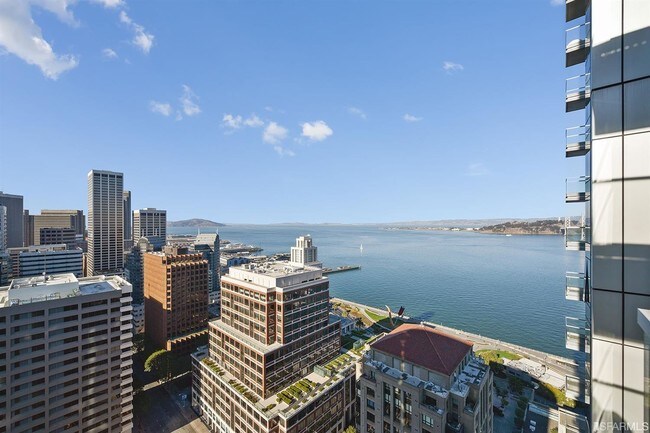 Building Photo - 338 Spear St