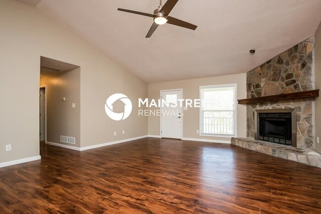 Building Photo - 3 Bedroom Pet-Friendly Home in Austell, GA with Main Street Renewal
