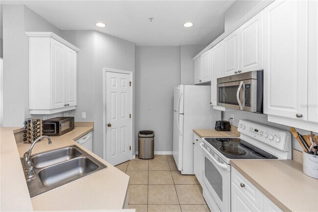 Building Photo - 540 Pinebranch Cir