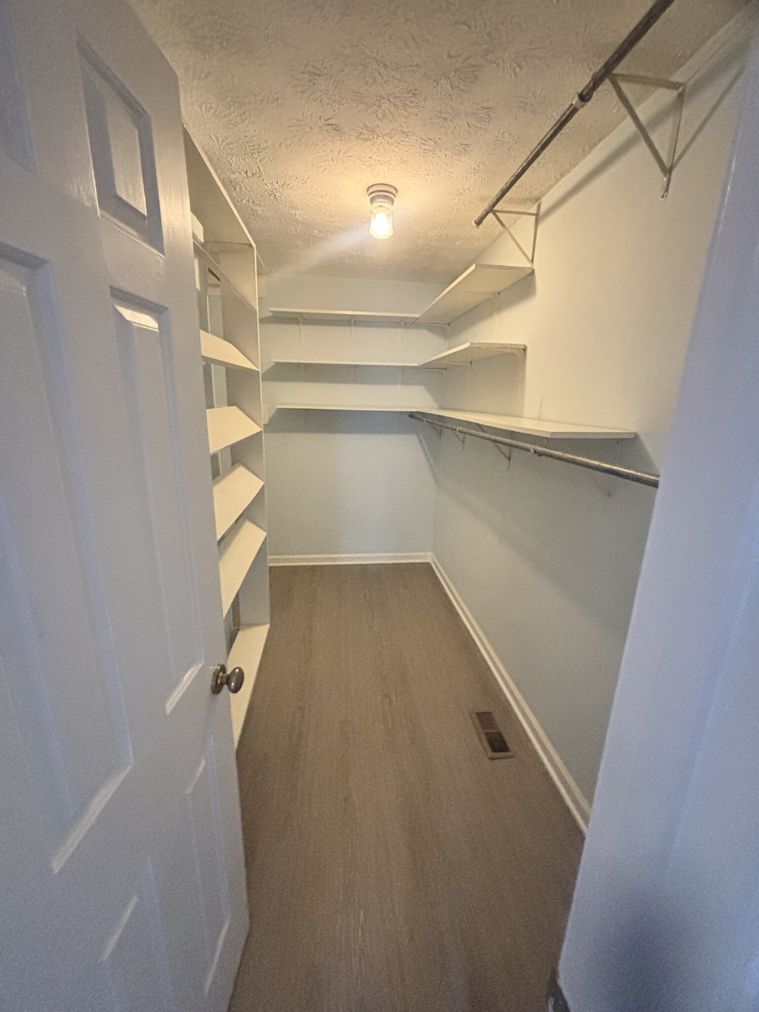 Primary walk in closet - 4790 Trousdale Dr