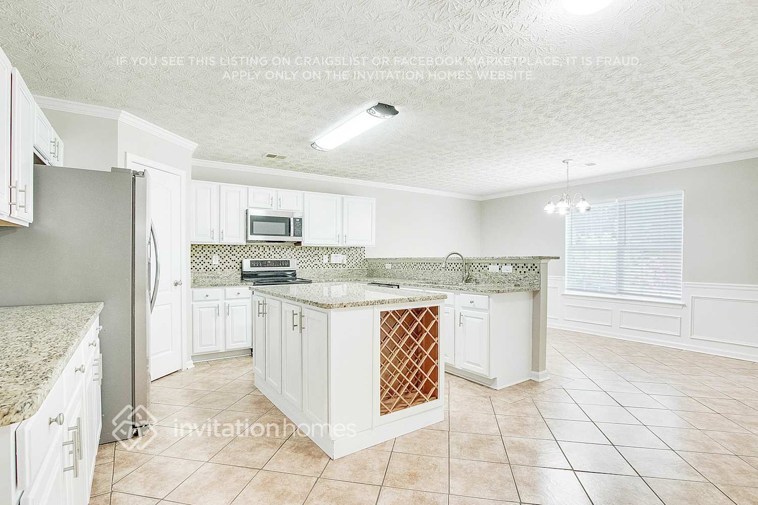 Building Photo - 3684 Lear Ct