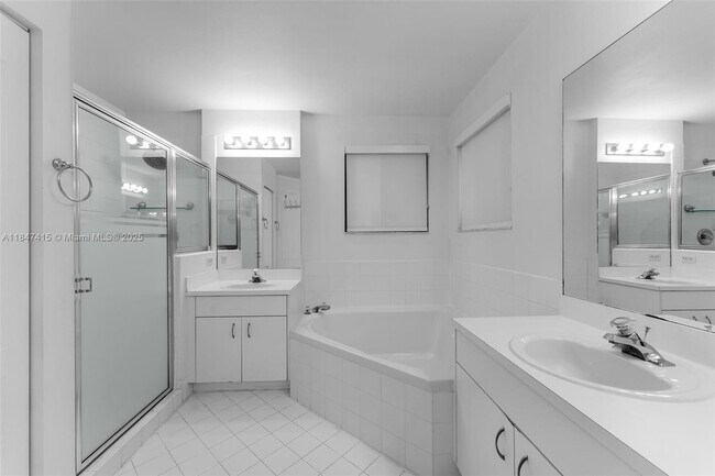 Building Photo - 12403 SW 140th St