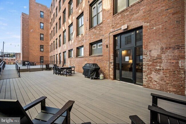 Building Photo - 1147 N 4th St