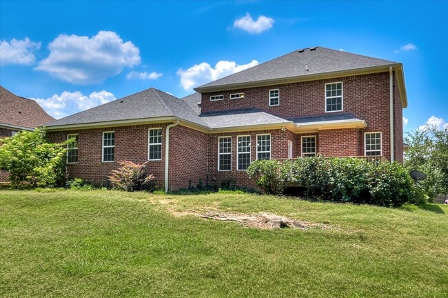 Building Photo - 158 Kenilworth Dr