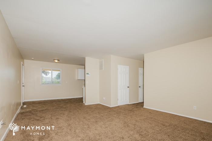 Building Photo - 306 Stubbs Dr