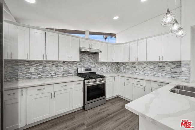 Building Photo - 8153 Tunney Ave