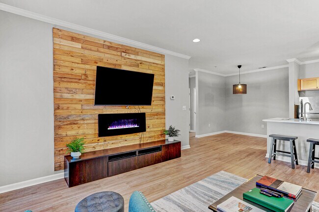 Building Photo - 801 Moratuck Dr