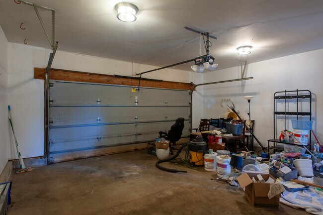 Building Photo - 1147 Garfield Ave