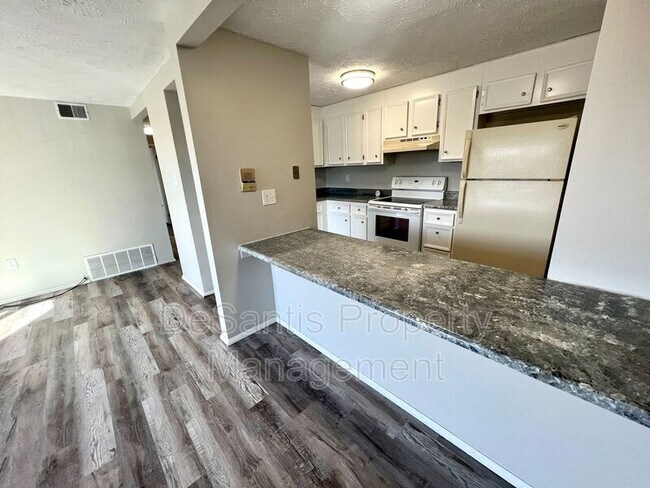 Building Photo - 8109 Revere Pl