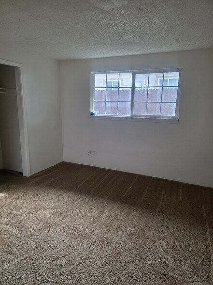 Building Photo - 534 Hamilton St