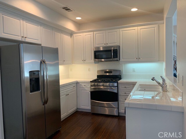Building Photo - 28415 Casselman Ln
