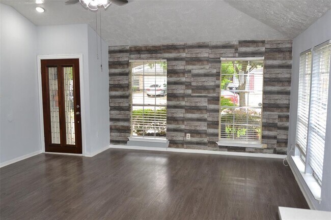 Building Photo - 20522 Burwood Cir