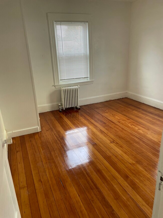 Building Photo - 21 Parsons St