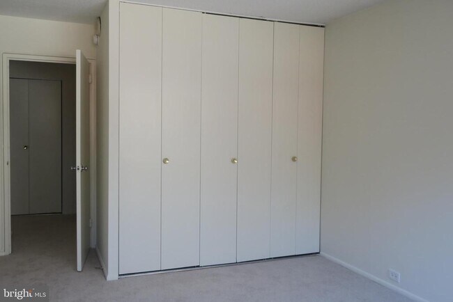 Building Photo - 1326 Spruce St