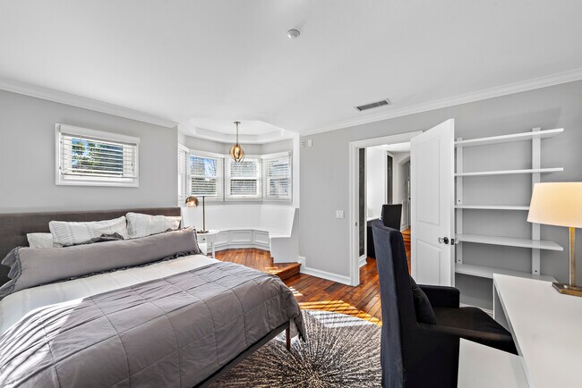 Building Photo - 20 Cape Danbury