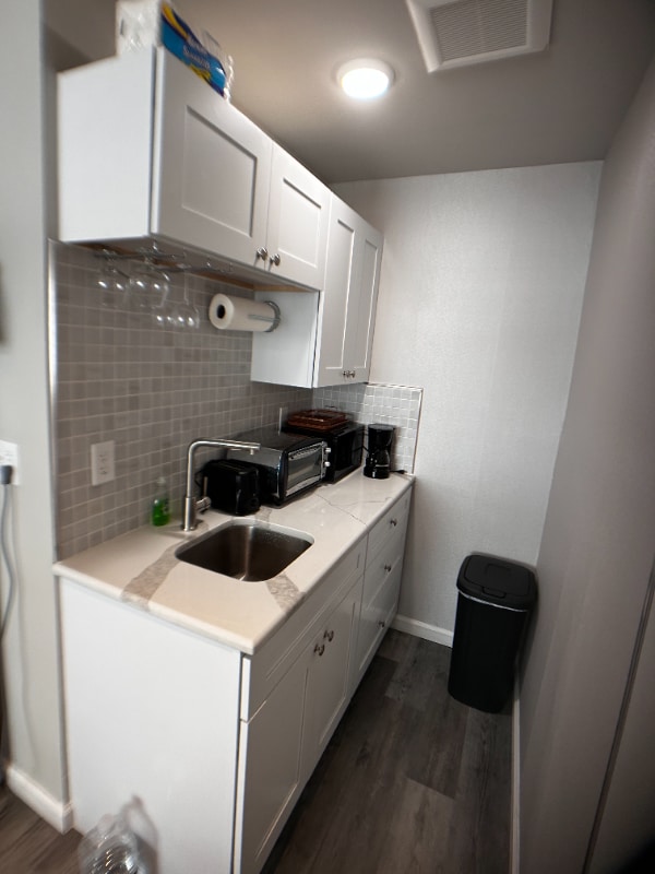 Building Photo - 3501 Pacific Ave