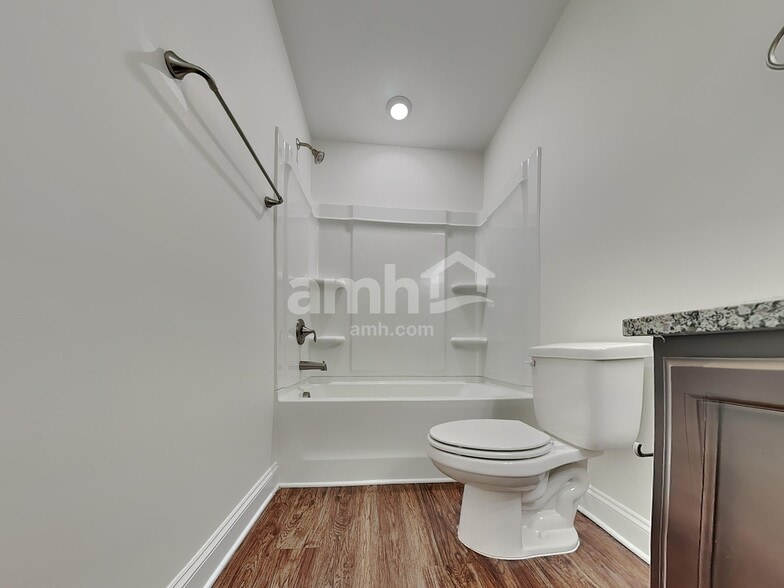 Building Photo - 3273 Brierhill Rd