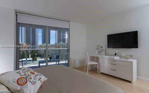 Building Photo - 2600 E Hallandale Beach Blvd