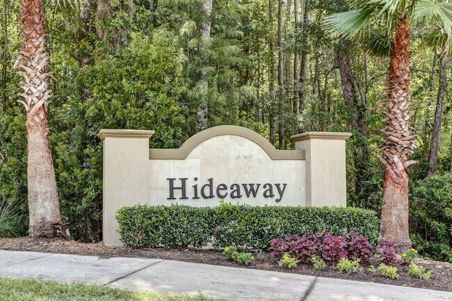 Building Photo - Charming 3-Bedroom Home in The Hideaway – ...