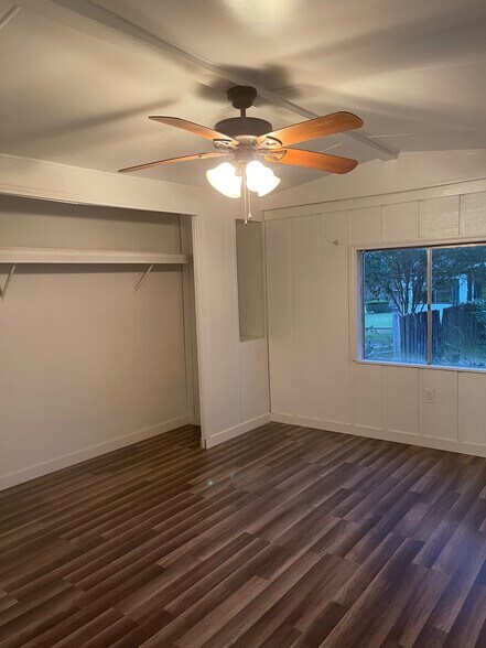 Building Photo - 2315 Geri Ann Ln