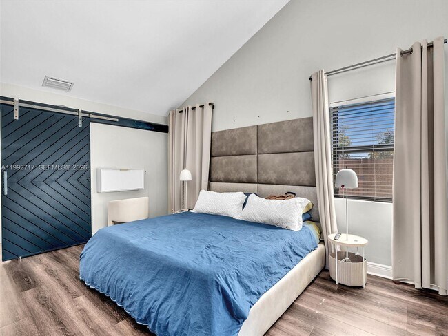 Building Photo - 2083 Augusta