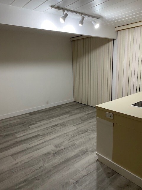 Kitchen-Dining Room - 1764 Frobisher Way