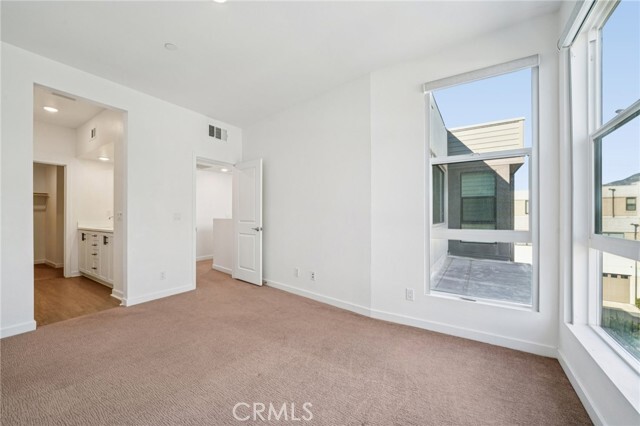 Building Photo - 11048 Luminate Dr