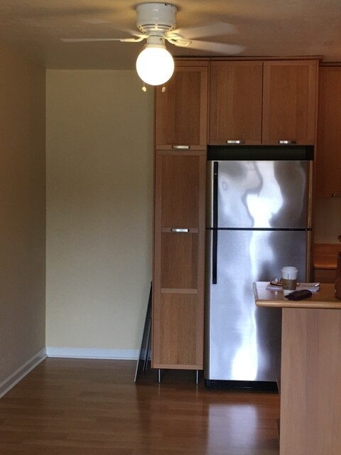 Building Photo - 5051 La Jolla Blvd