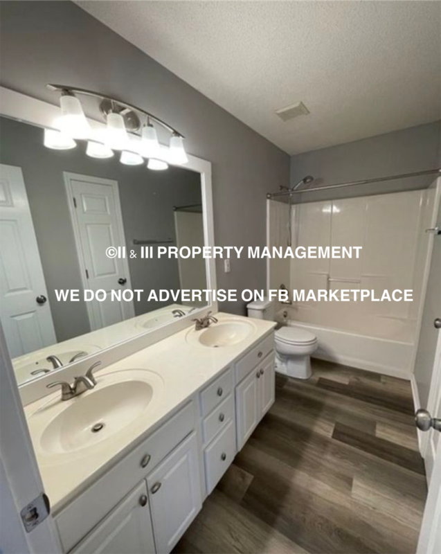 Building Photo - 15564 S Blackfeather St