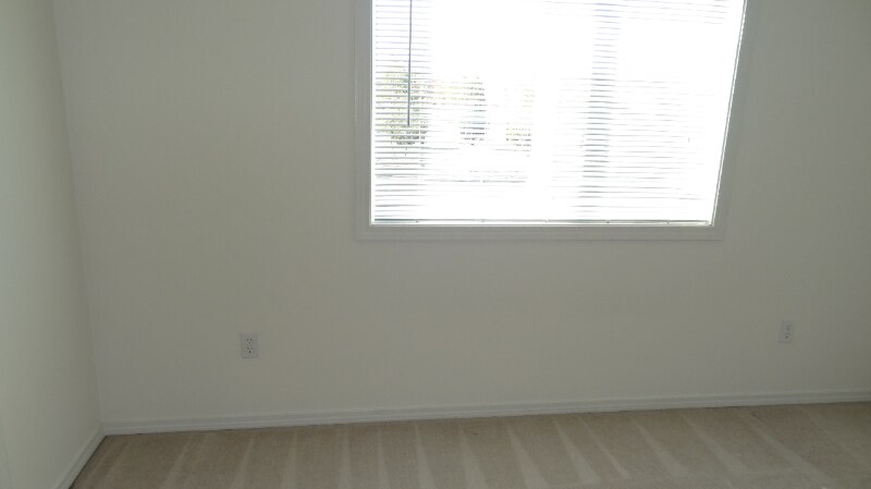 Building Photo - 4118 NE 165th Ave