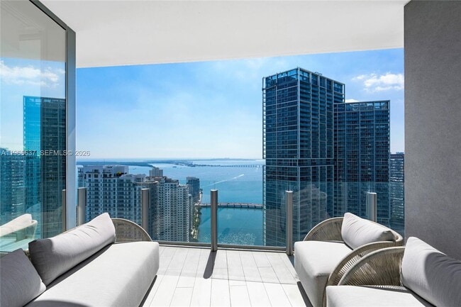 Building Photo - 300 Biscayne Blvd Way