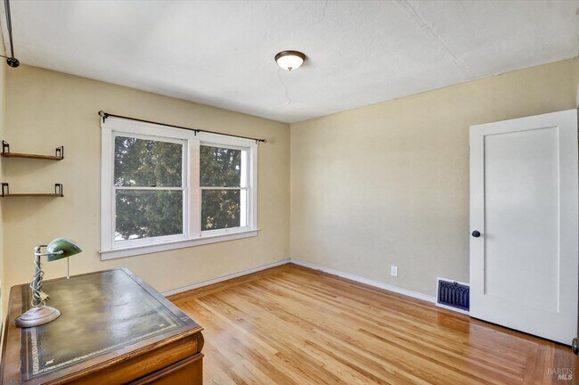 Building Photo - 1467 Ohio St