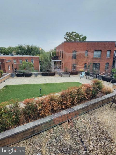 Building Photo - 1375 Kenyon St NW
