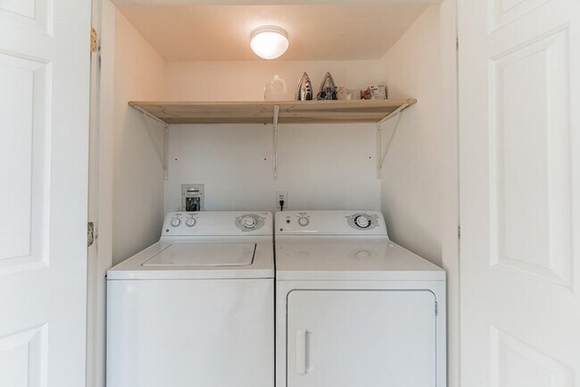 Building Photo - 73 Lexington Ave