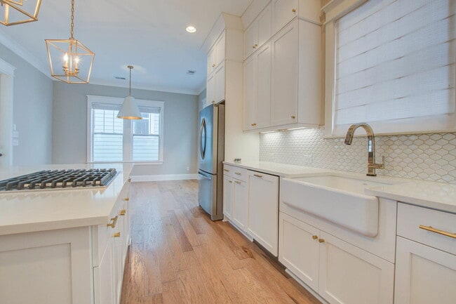 Building Photo - 1636 Juliana St