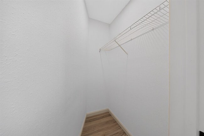 Building Photo - 17006 Enchanted Cir E