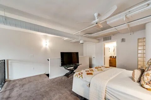 Building Photo - 3110 Thomas Ave