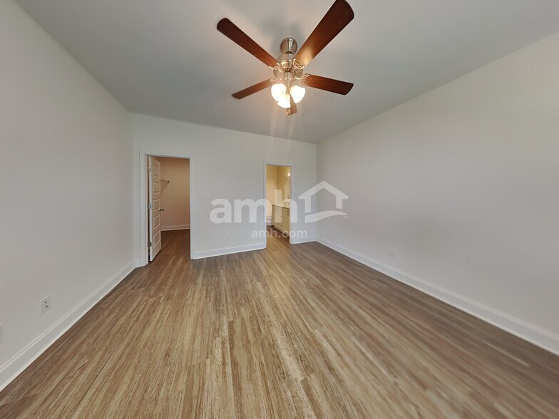 Building Photo - 5019 Mountain Springs Rd