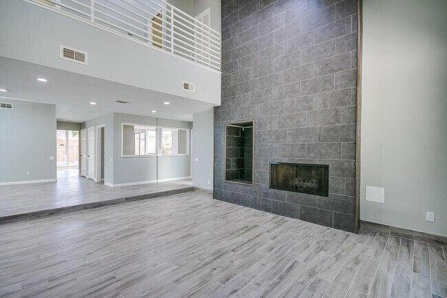 Building Photo - 923 Cranberry Hill Ct