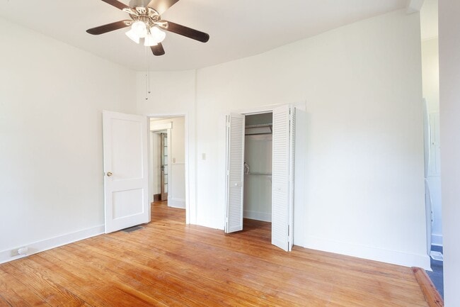 Building Photo - Charming 1920's Bungalow w/ Modern Upgrade...