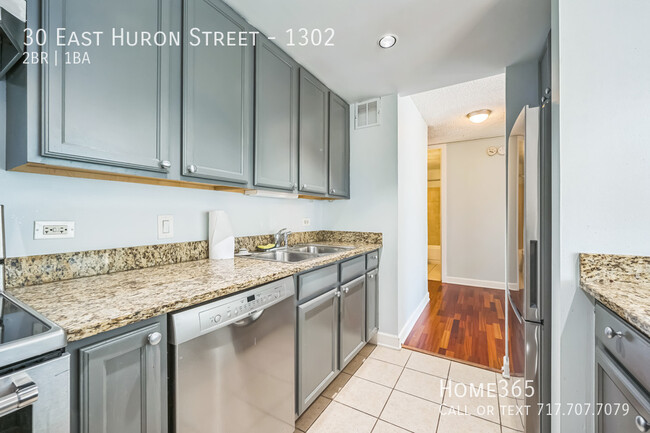 Building Photo - Modern 2-Bed, 1-Bath Condo in the Heart of...