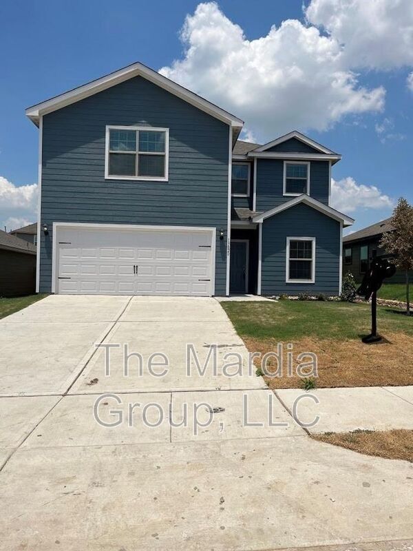 Primary Photo - 13820 Musselshell Dr